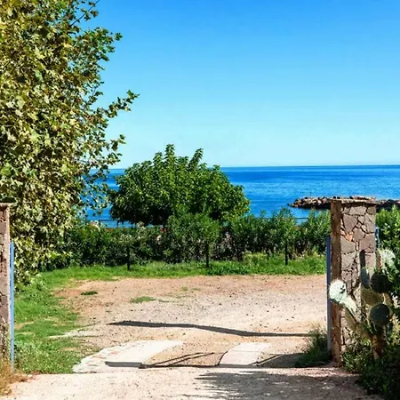 La Cale De La Figueirette